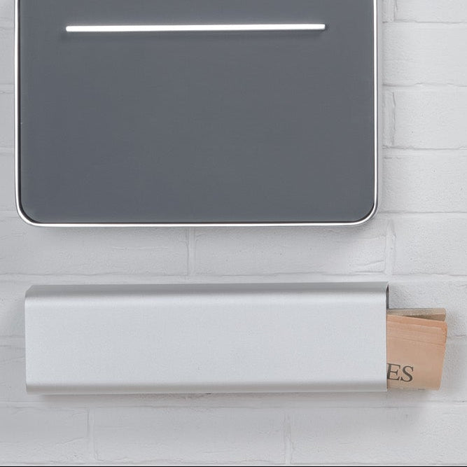 Entrance Zeitungsbox