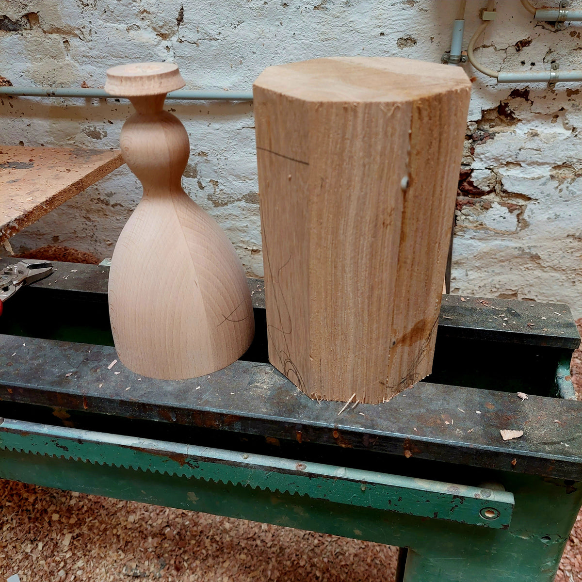 DOOR STOP - Handarbeit aus Deutschland: Vom vollen Holz zum Kegel