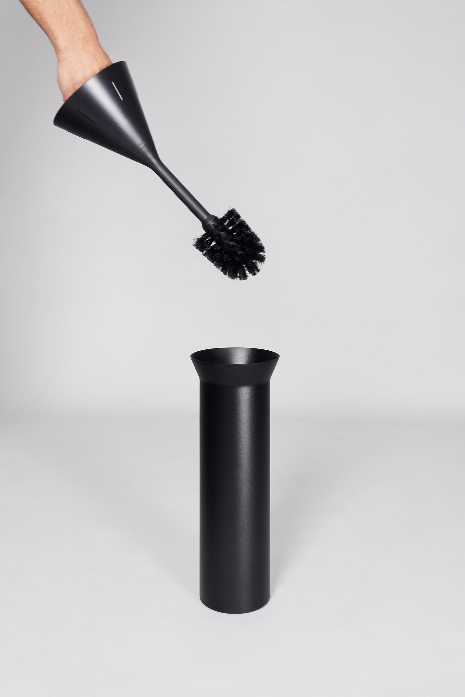 Aura Toilettenbürste – minimalistisches, klassisches Design bei 100% Funktion und Nachhaltigkeit